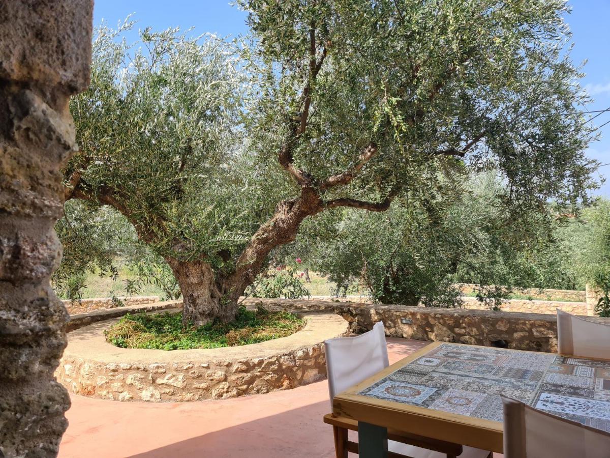 Villa Pyrgos 1869 à Gythio Extérieur photo