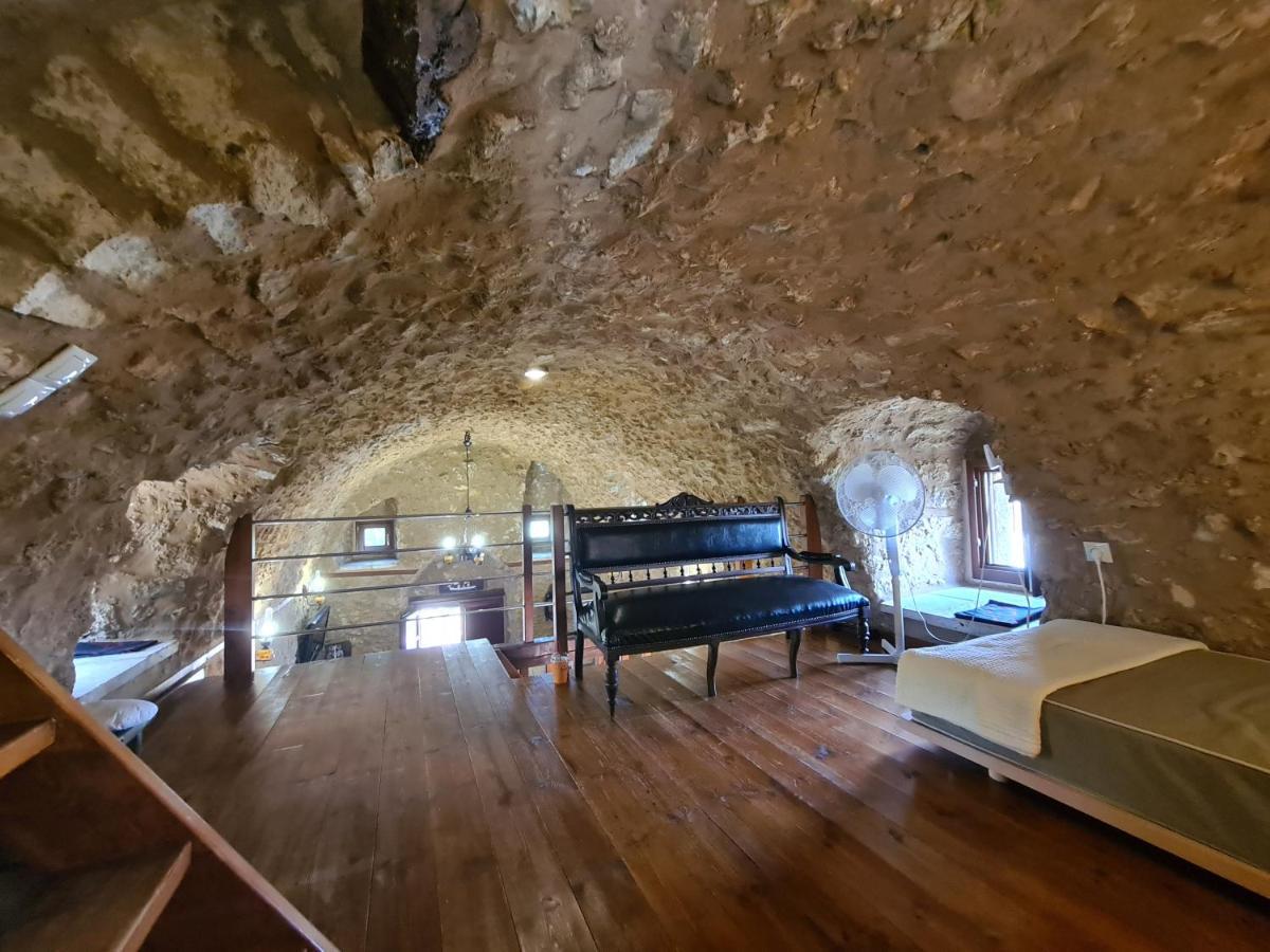 Villa Pyrgos 1869 à Gythio Extérieur photo